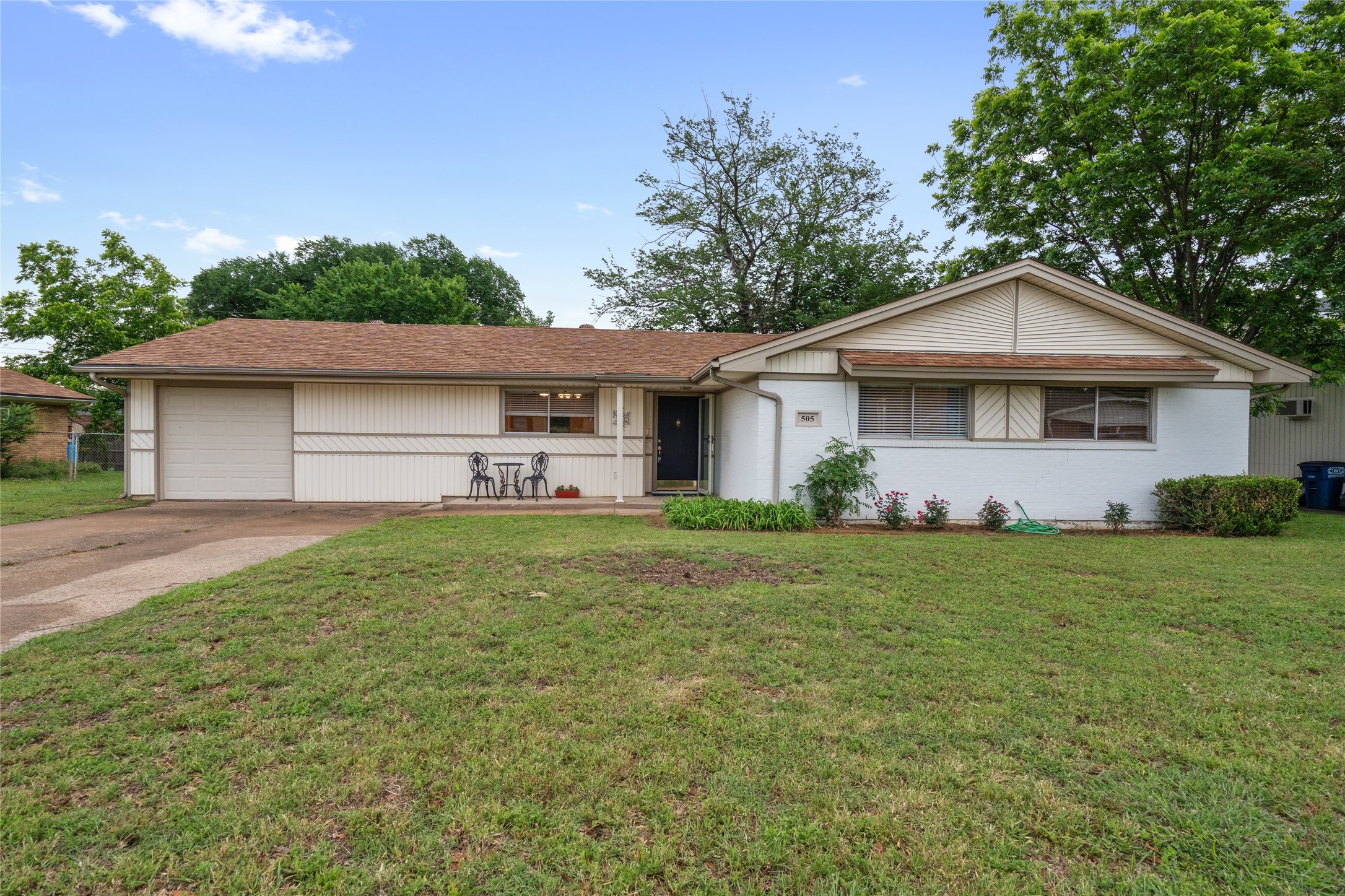 505 Wilshire Drive Euless TX 76040