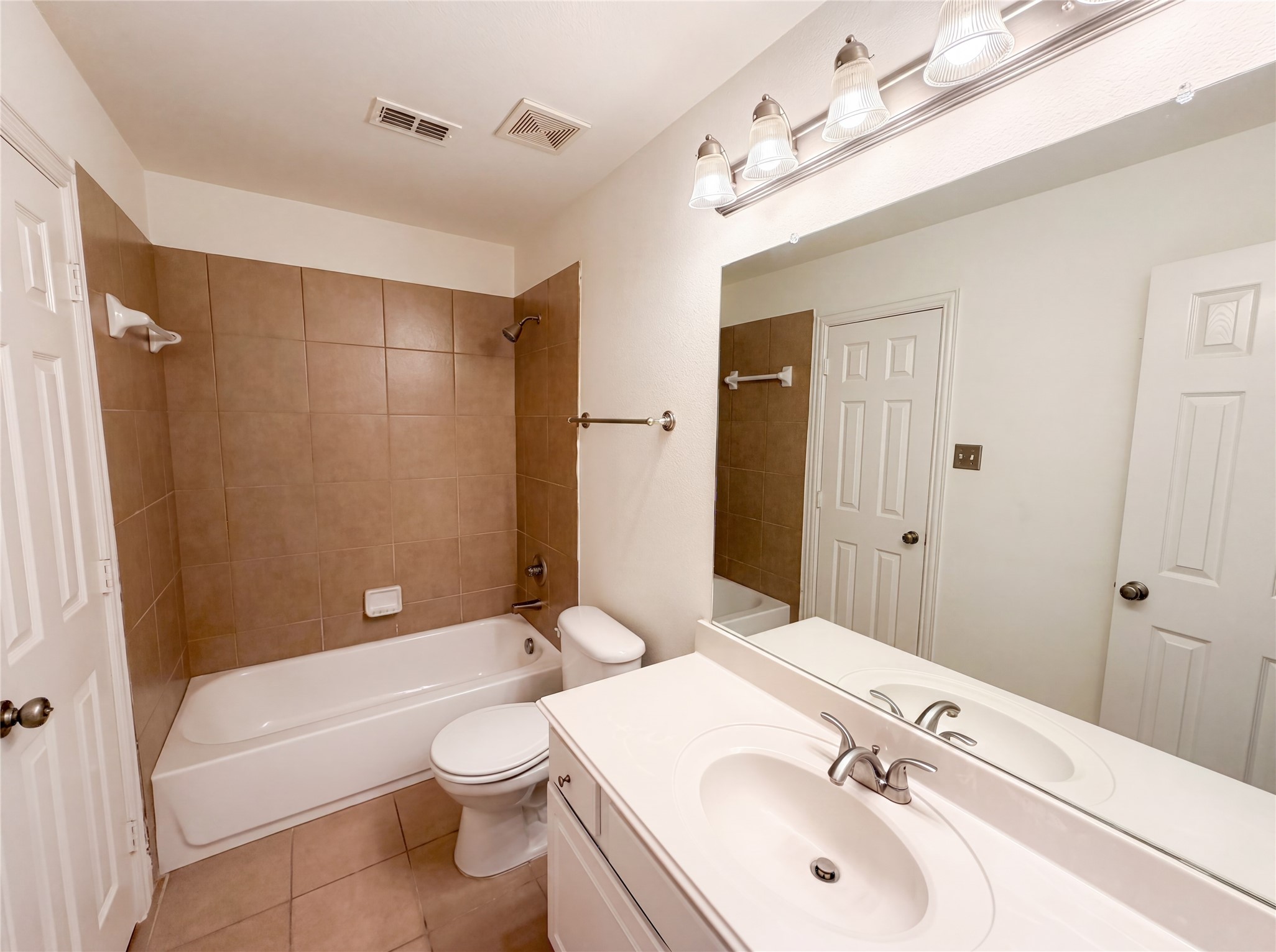 2446 Chesterfield Road Garland TX 75043