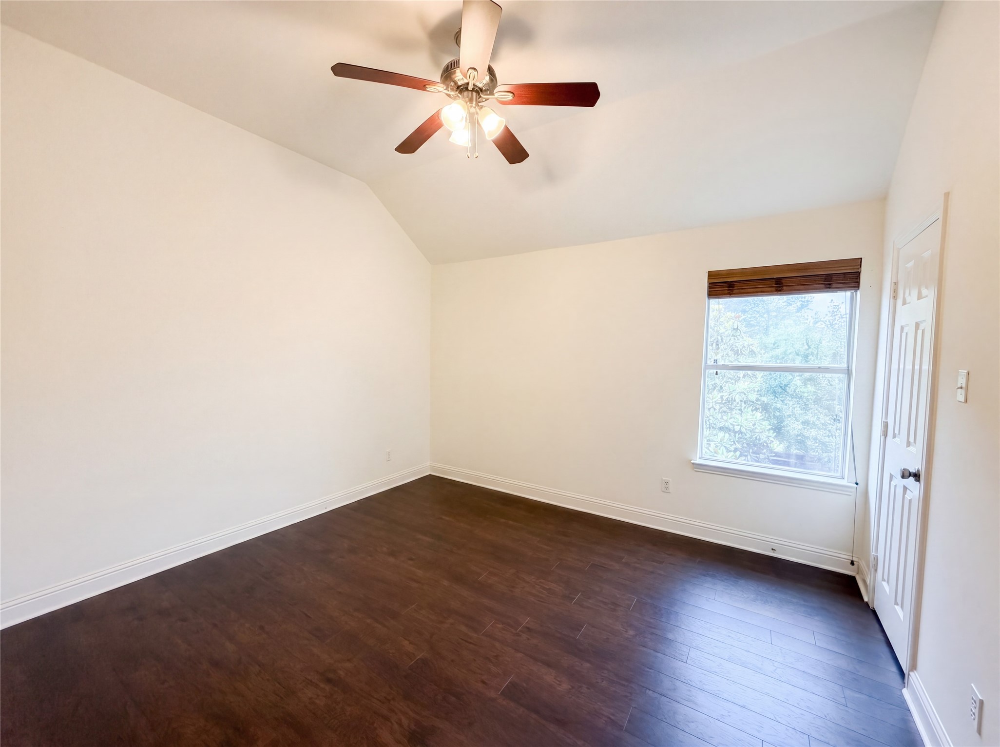 2446 Chesterfield Road Garland TX 75043
