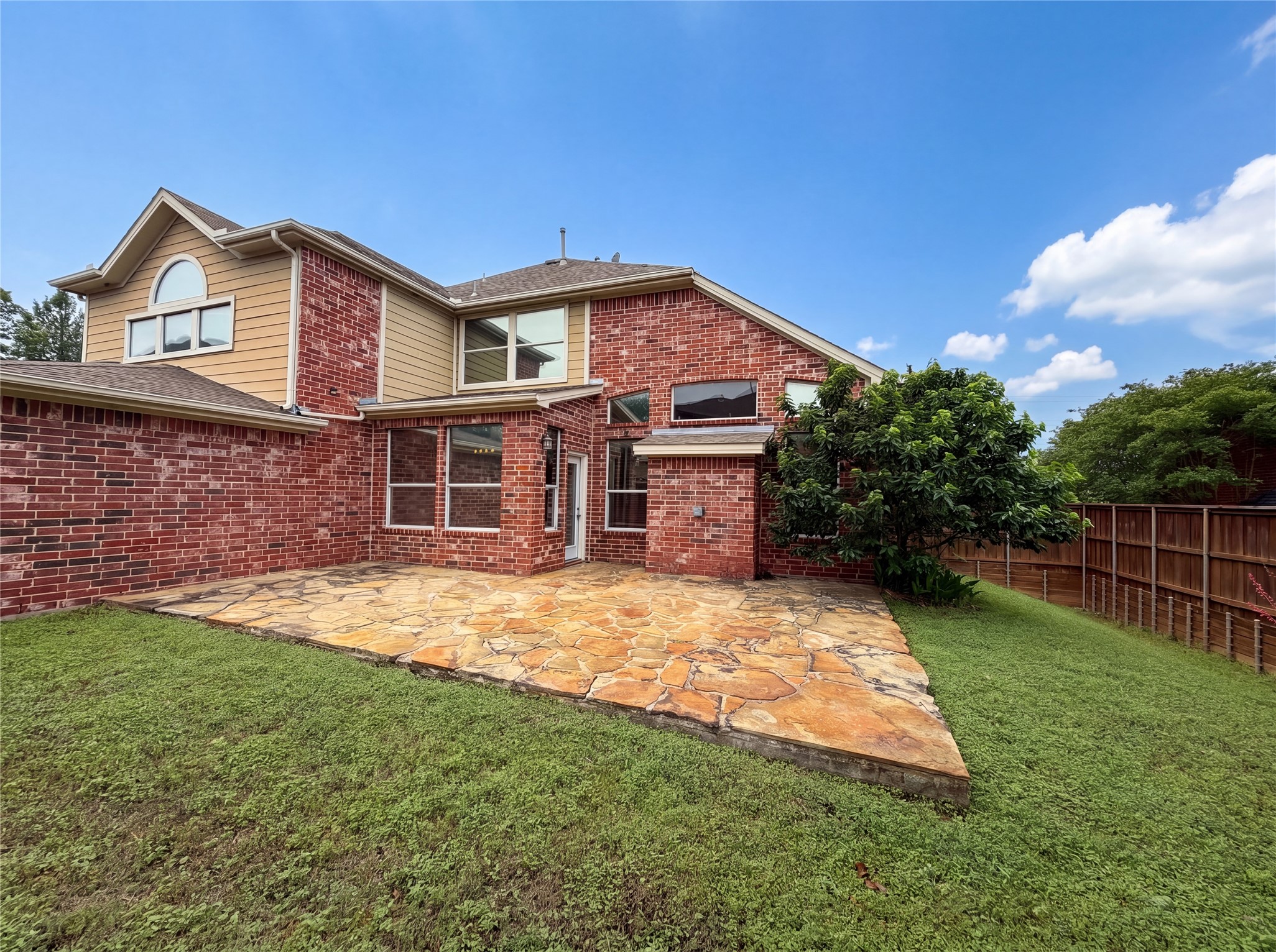 2446 Chesterfield Road Garland TX 75043