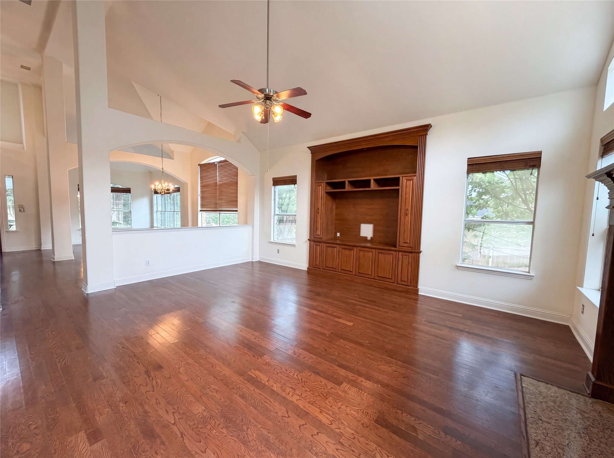 2446 Chesterfield Road Garland TX 75043