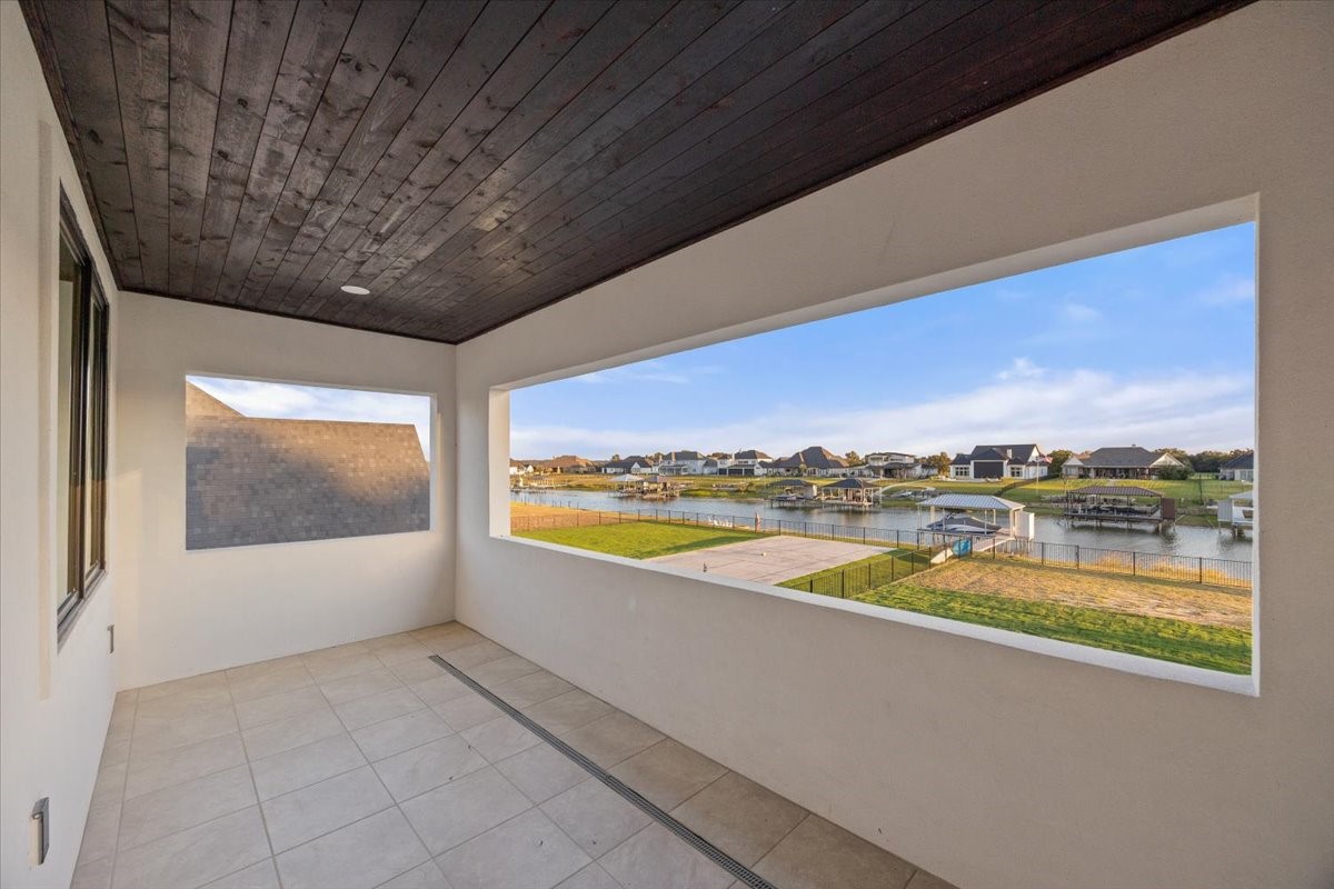 1532 Laguna N Pelican Bay TX 76020