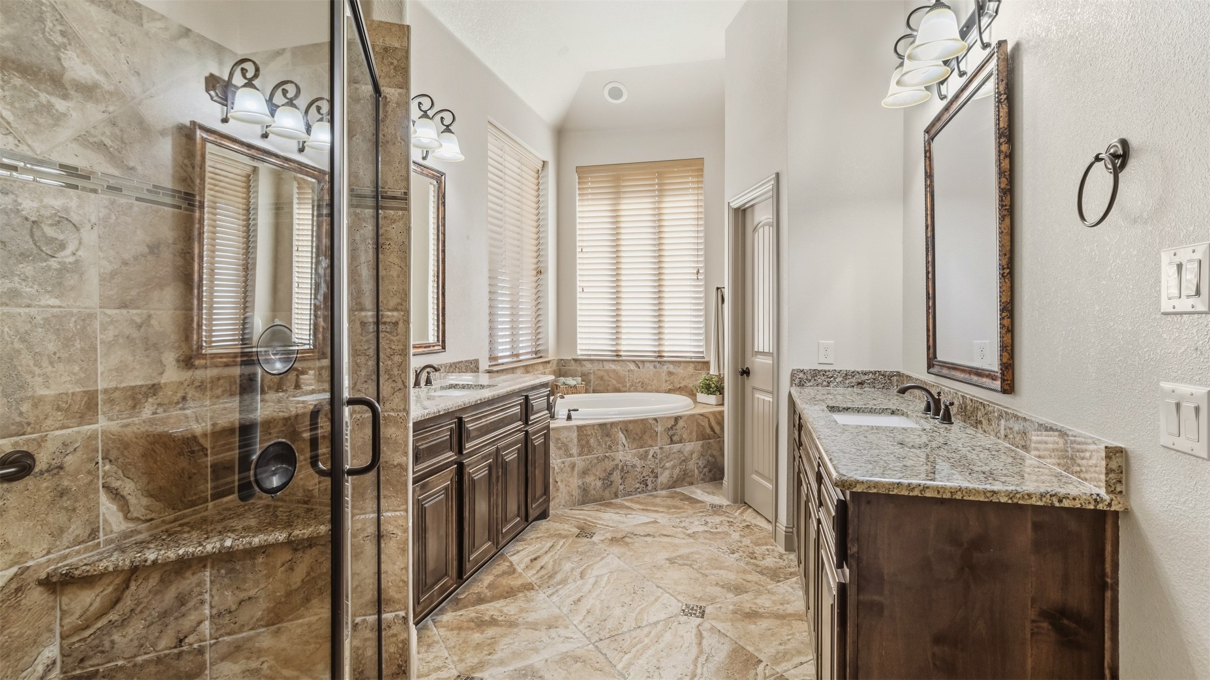 509 Alice Lane Fate TX 75189