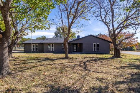 206 Tucson Drive Duncanville TX 75116