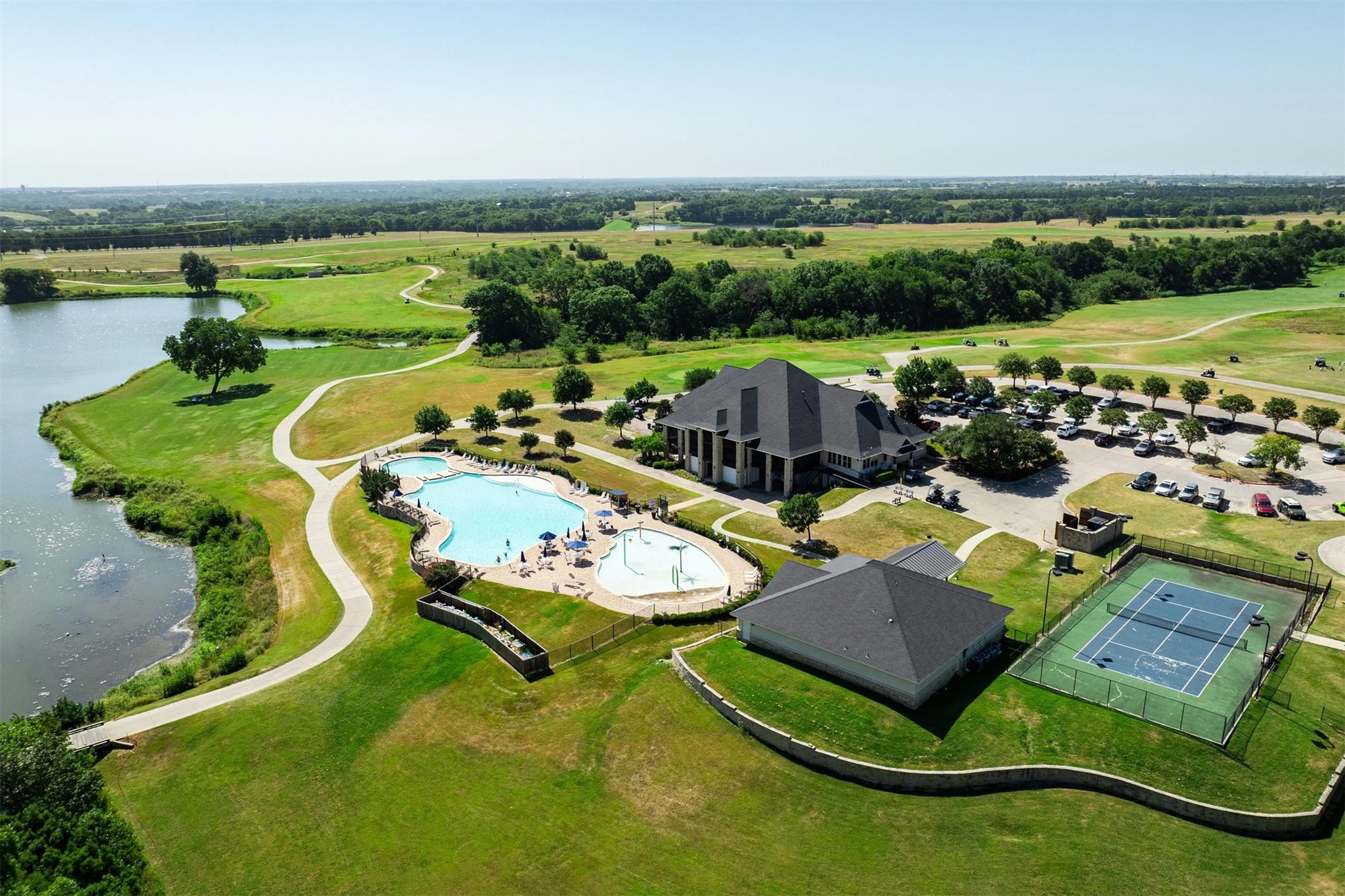 2204 Chippewa Gunter TX 75058