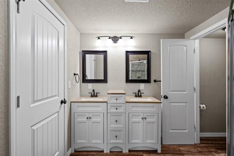 801 W Park Avenue Weatherford TX 76086