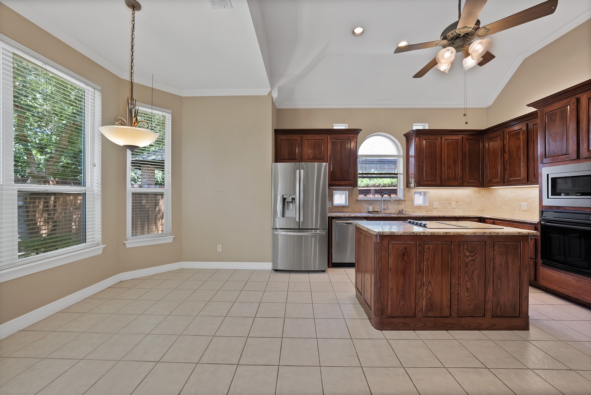 6619 Shelton Home Court Arlington TX 76017