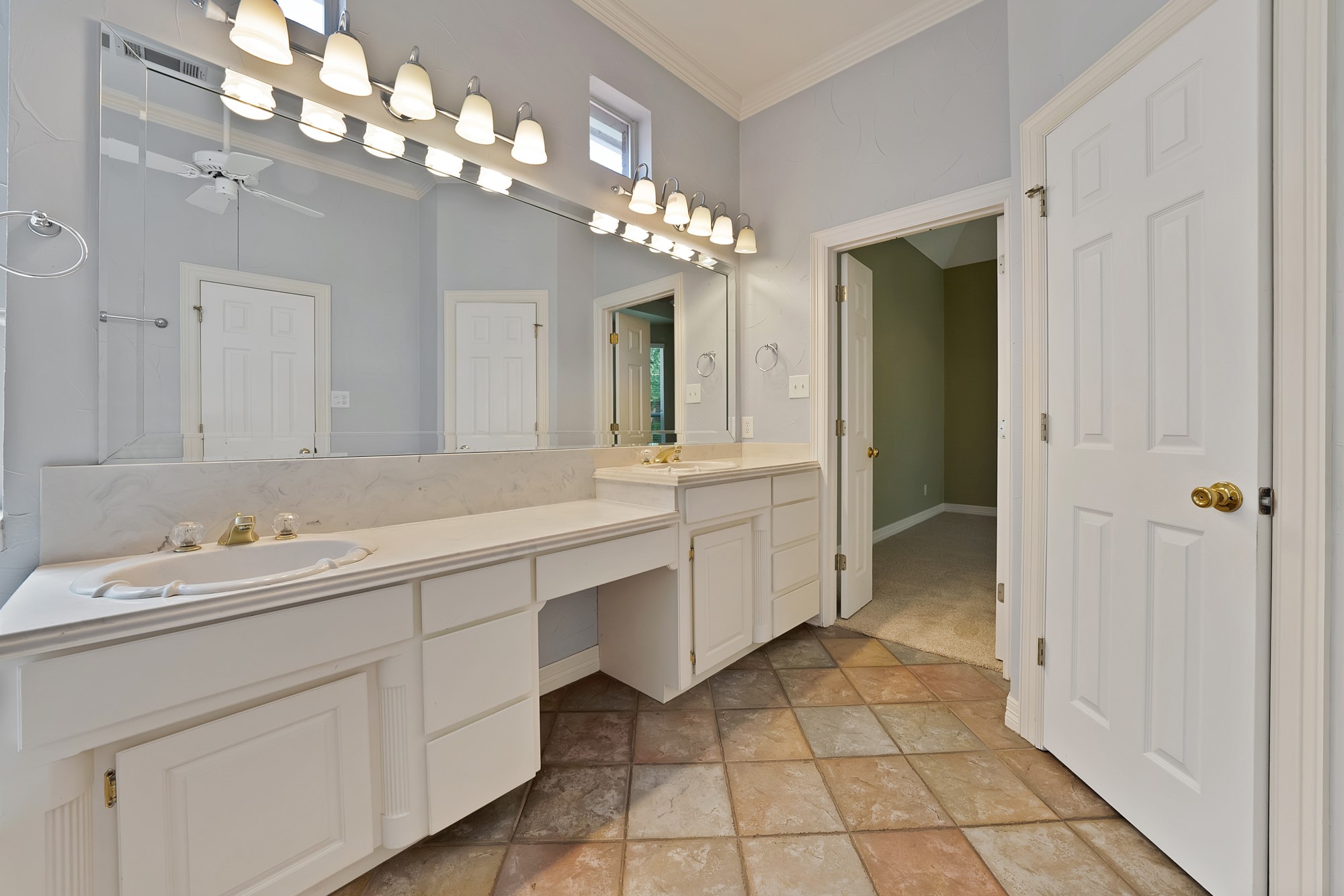 6619 Shelton Home Court Arlington TX 76017