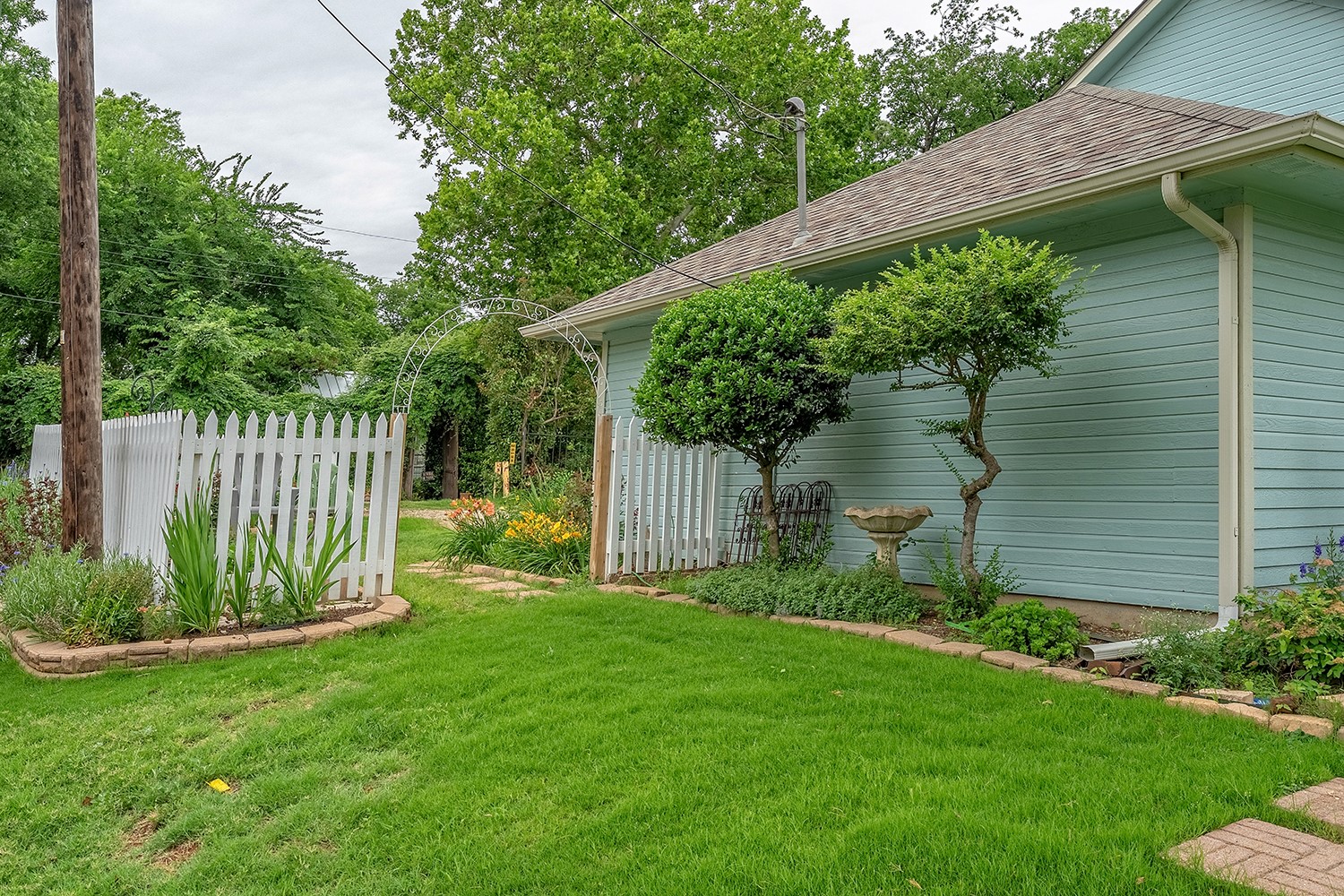306 Wilson Street Lake Dallas TX 75065