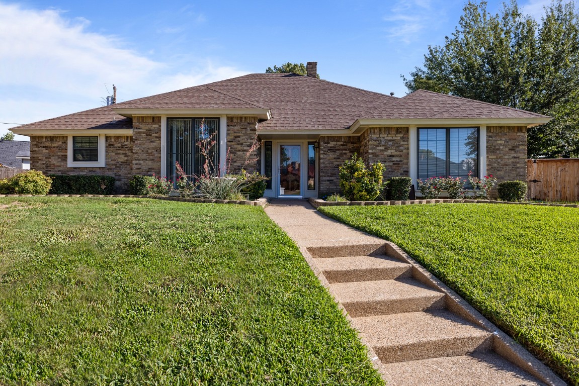 3805 Runge Court E Irving TX 75038