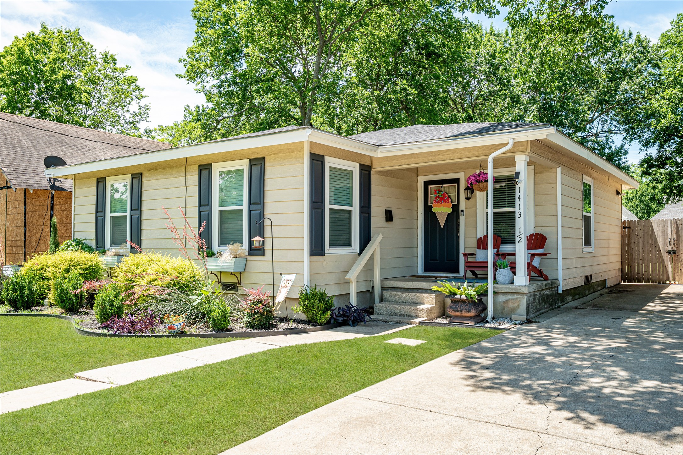 1413 1/2 N Bradley Street Mckinney TX 75069
