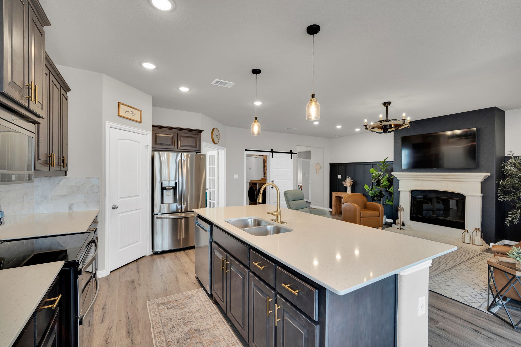 712 Ascot Court Ennis TX 75119