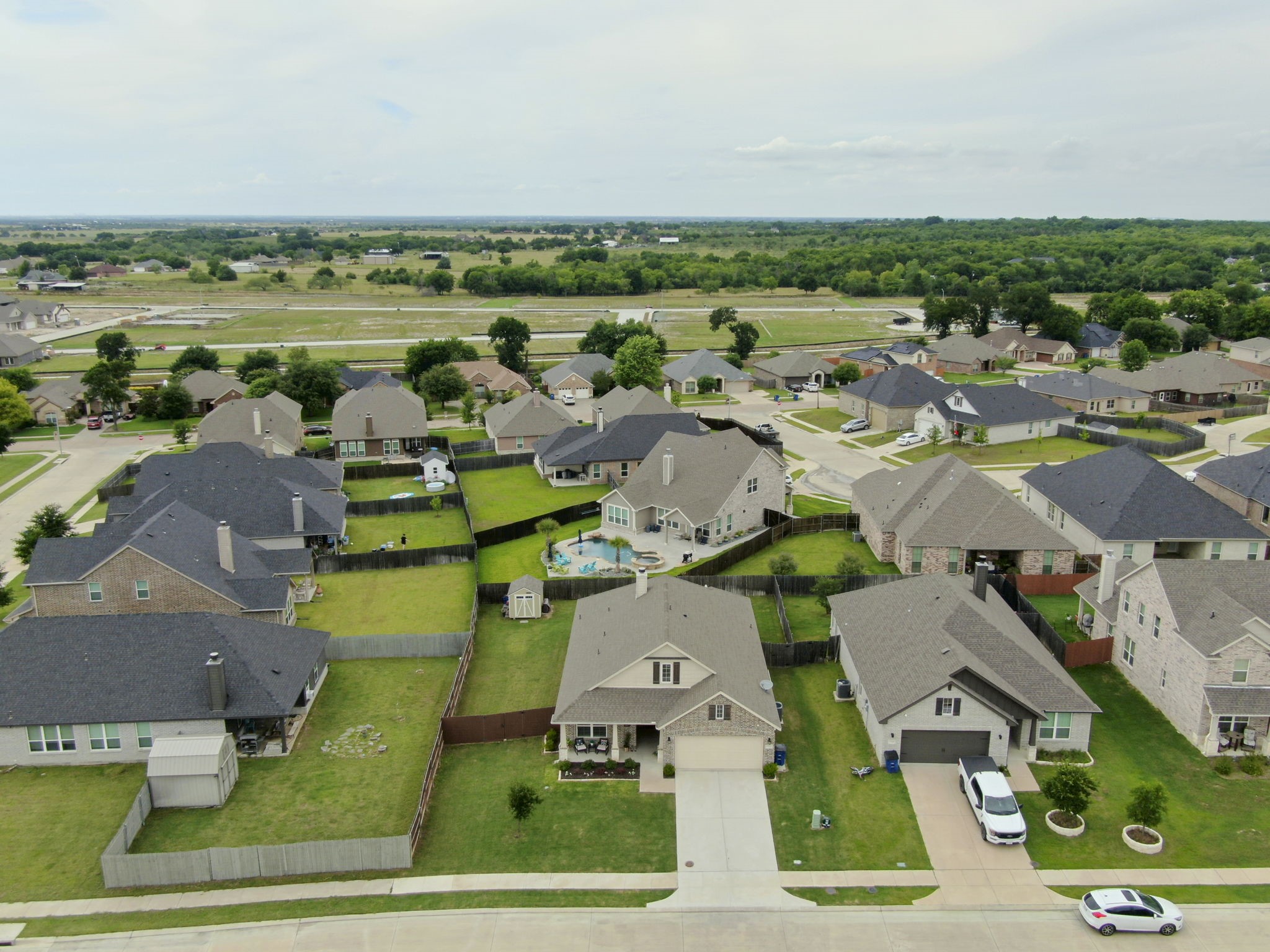 712 Ascot Court Ennis TX 75119