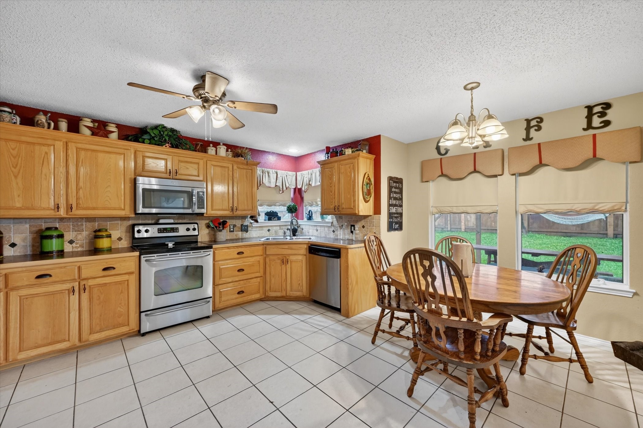 582 Tanglewood Drive Burleson TX 76028