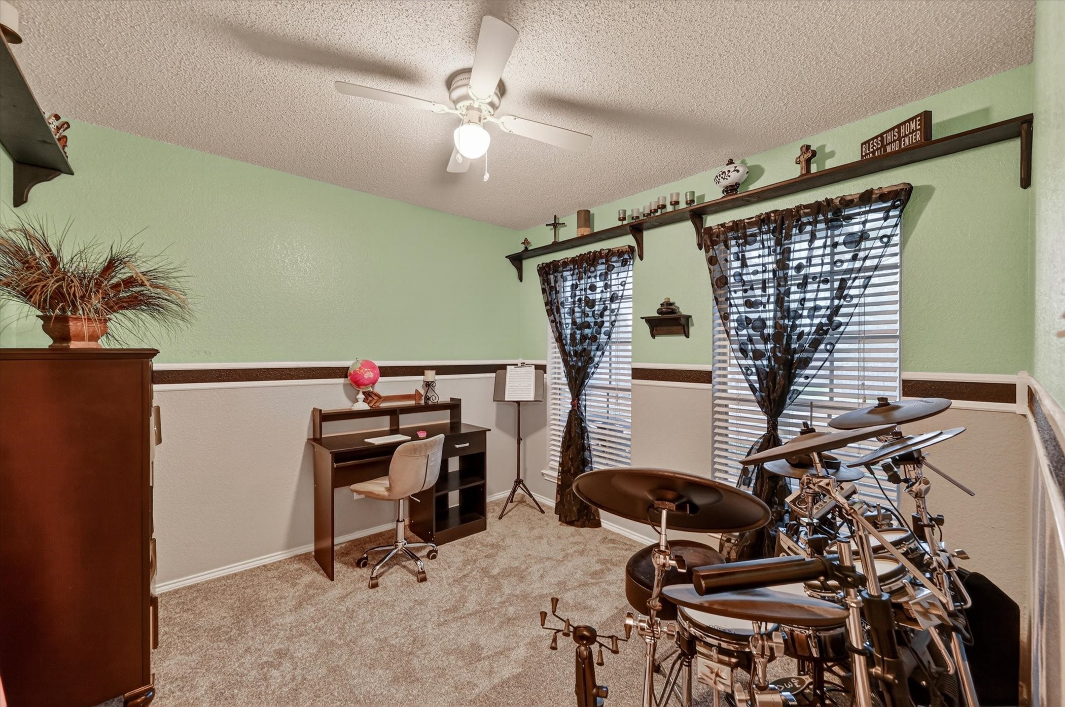 582 Tanglewood Drive Burleson TX 76028