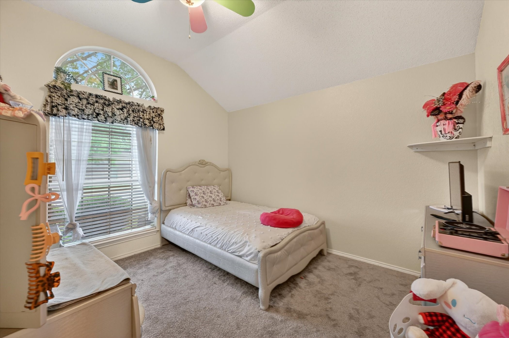 582 Tanglewood Drive Burleson TX 76028