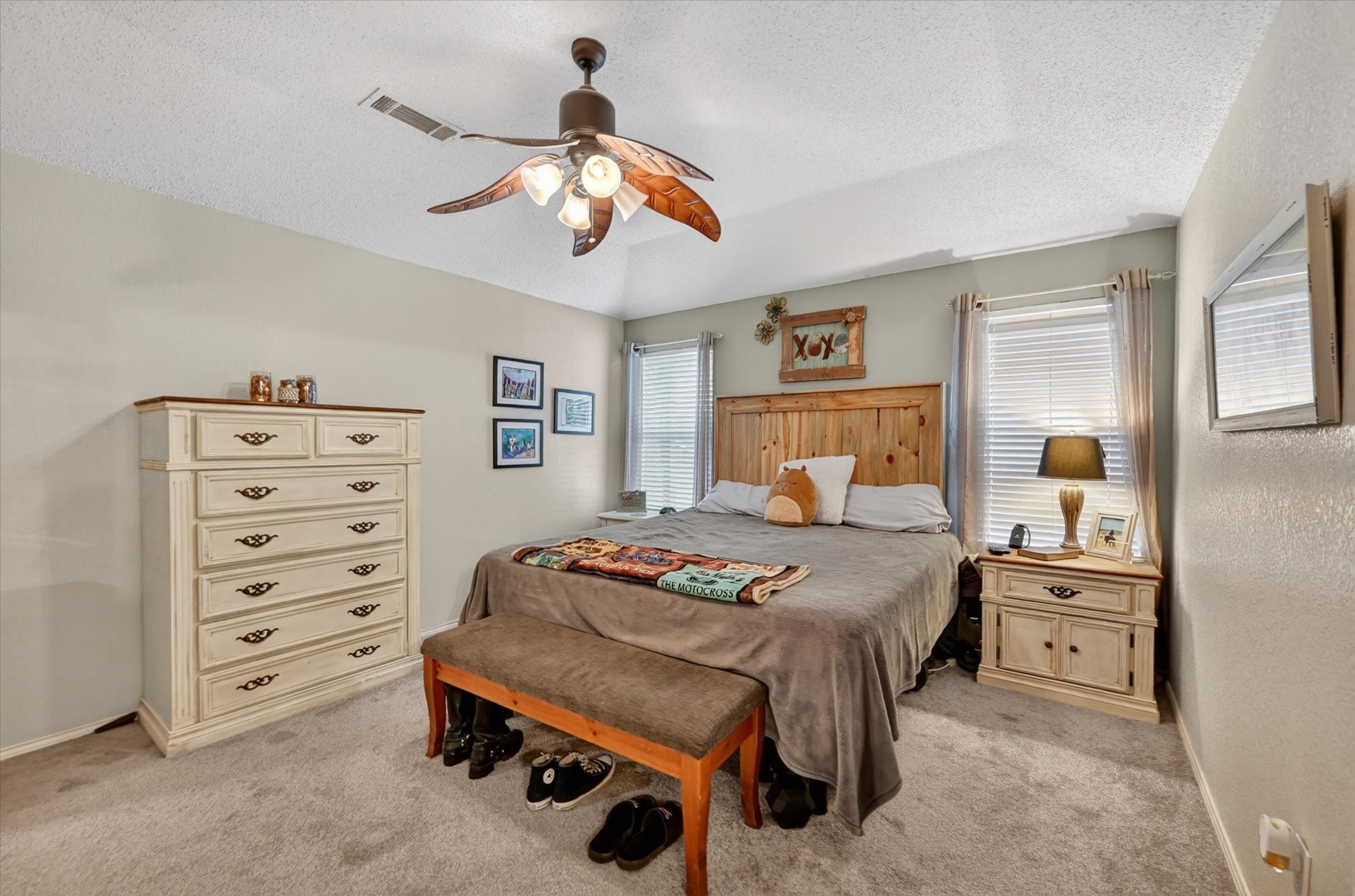 582 Tanglewood Drive Burleson TX 76028