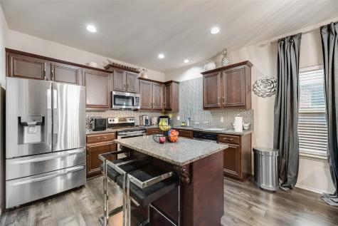 4004 Red Rock Drive Heartland TX 75126