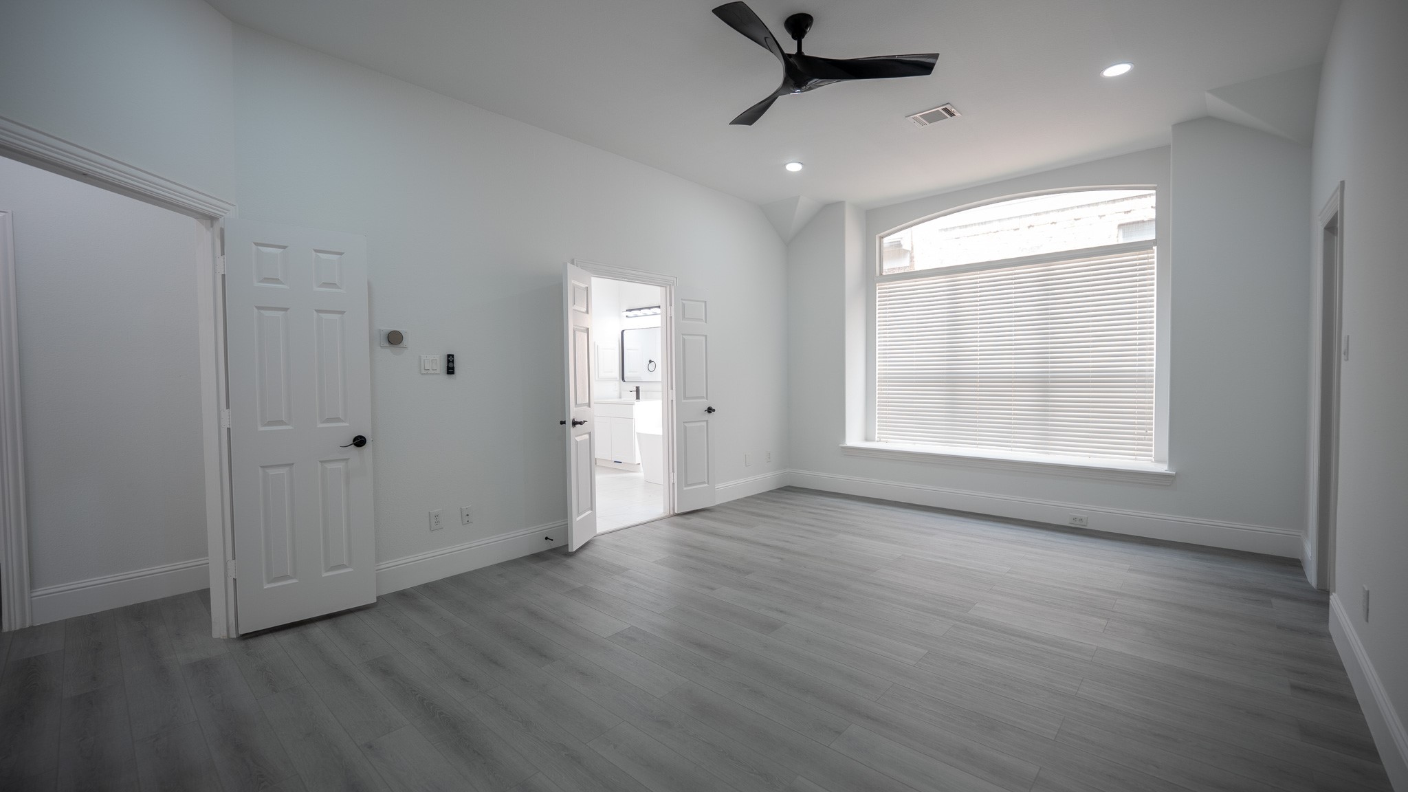 1810 Winterberry Trail Garland TX 75040