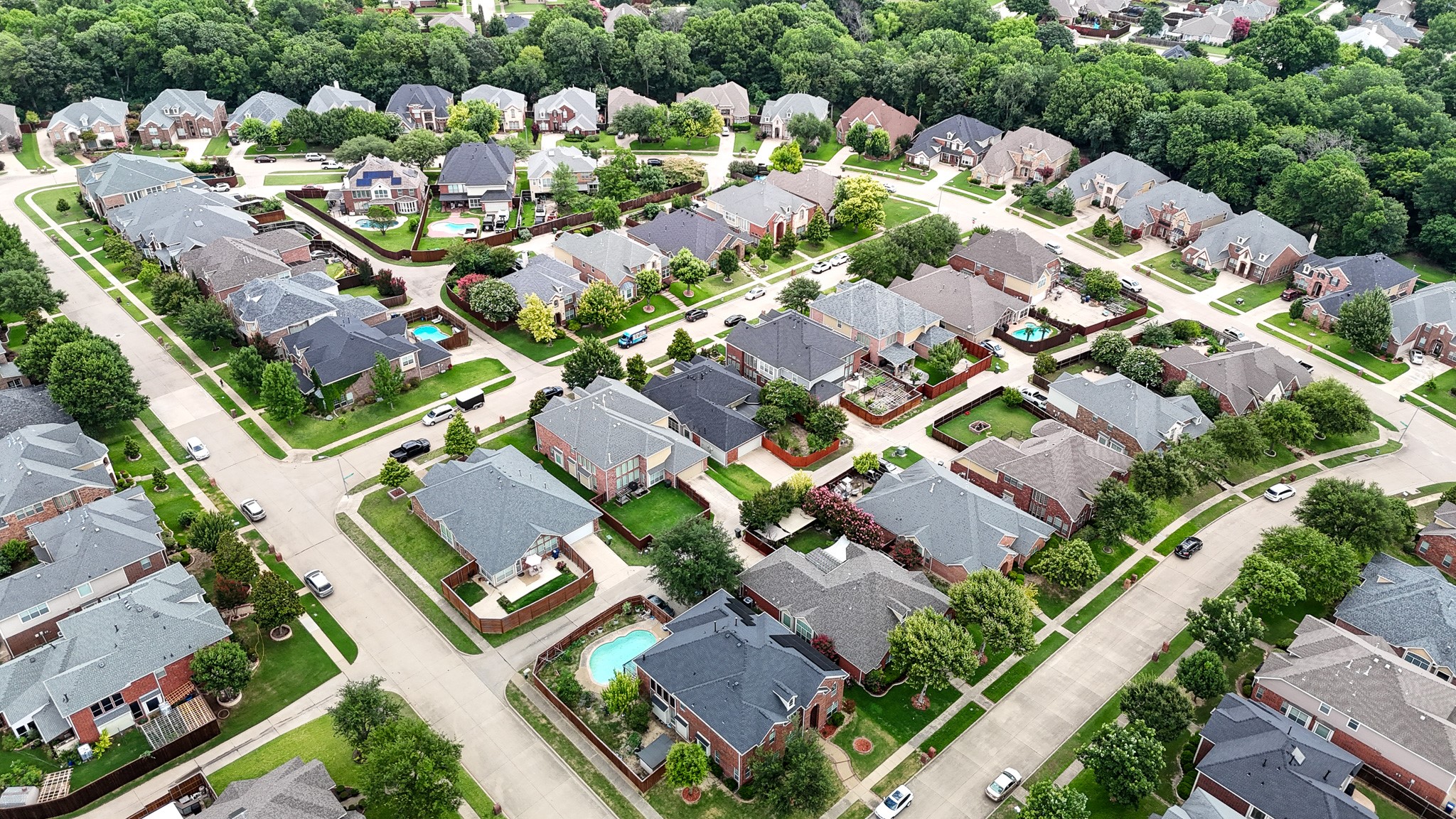 1810 Winterberry Trail Garland TX 75040