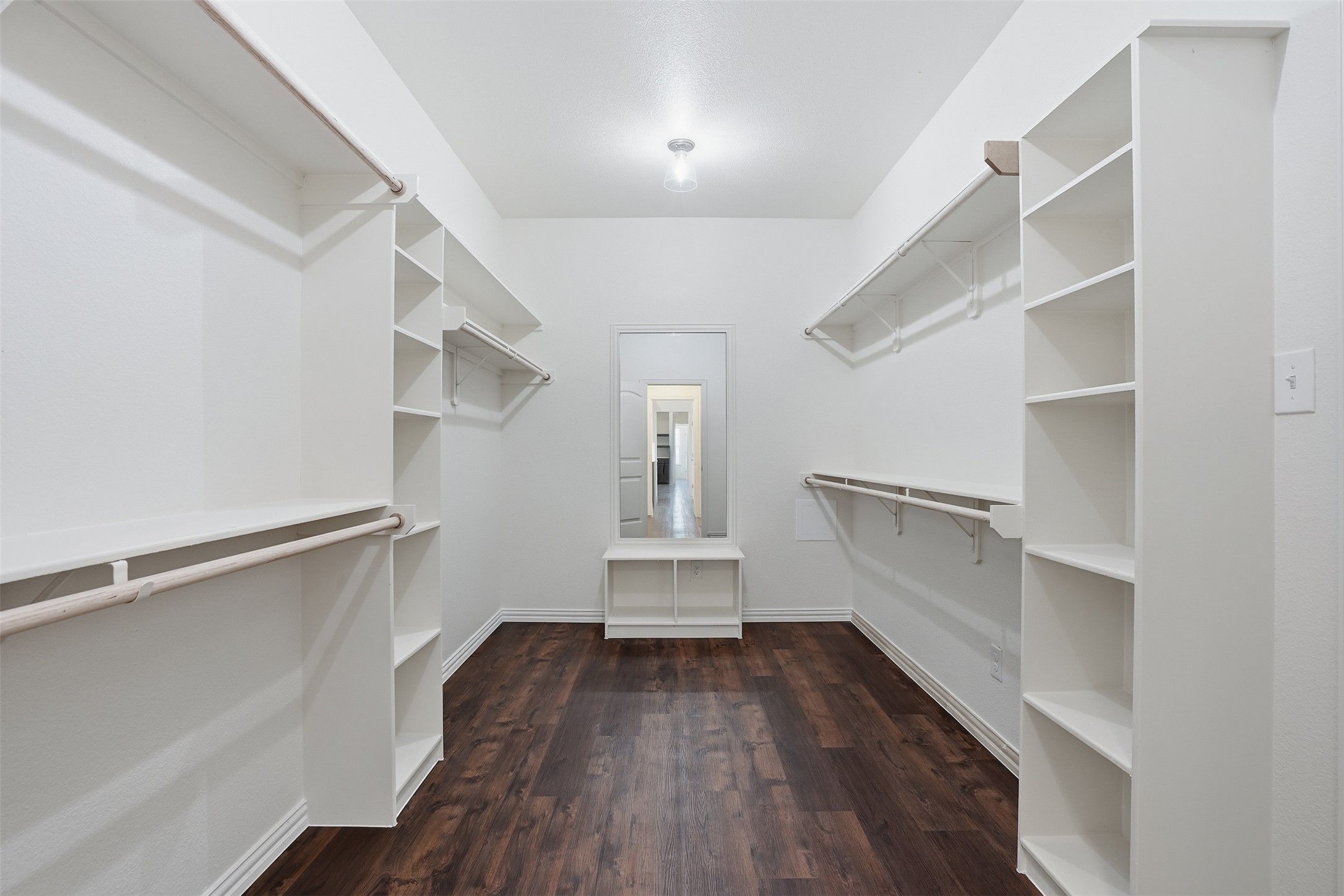 6720 County Road 302 Grandview TX 76050