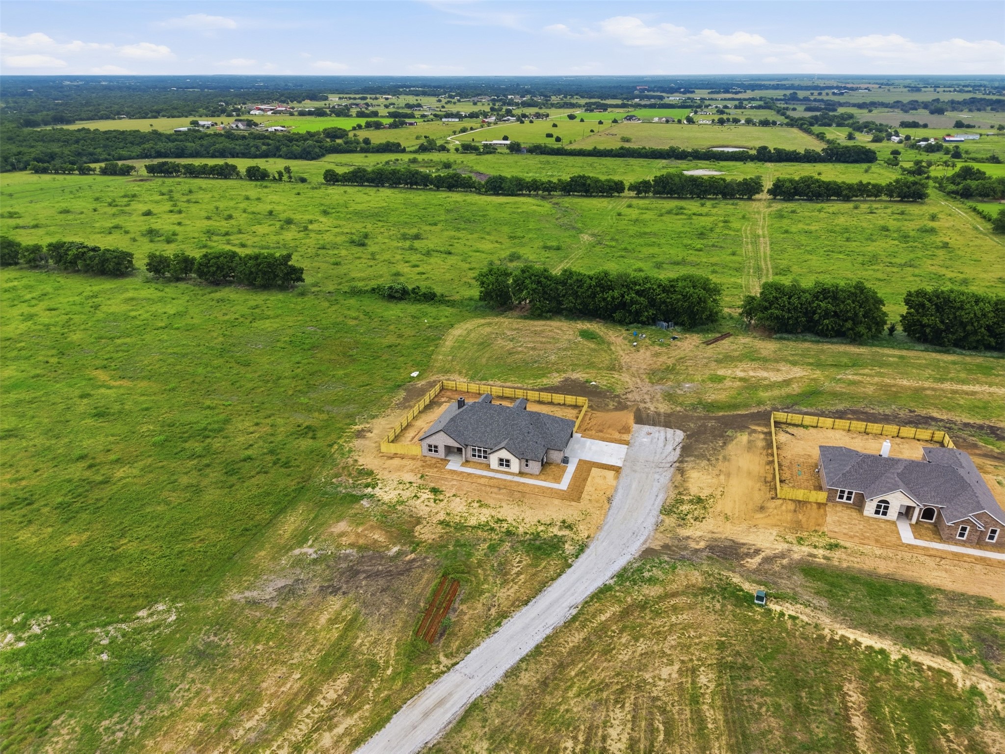 6720 County Road 302 Grandview TX 76050