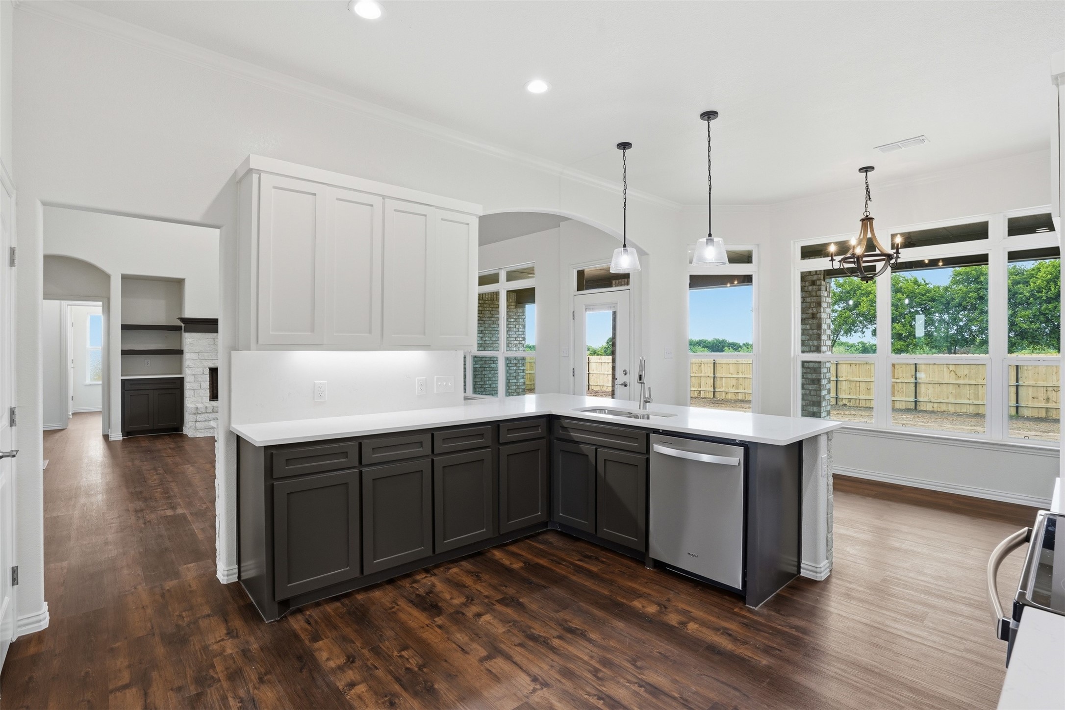 6720 County Road 302 Grandview TX 76050