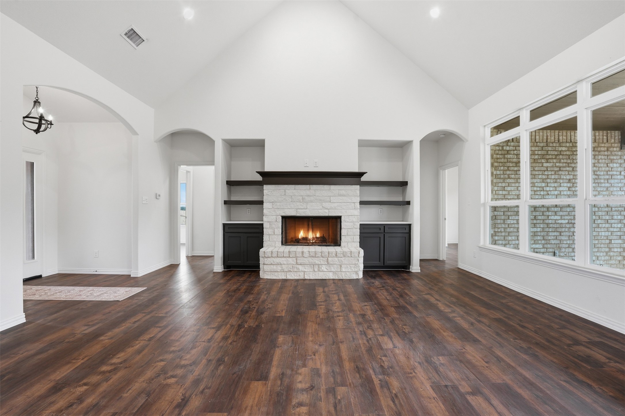 6720 County Road 302 Grandview TX 76050