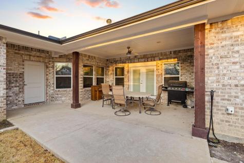 104 N 4th Street Trenton TX 75490
