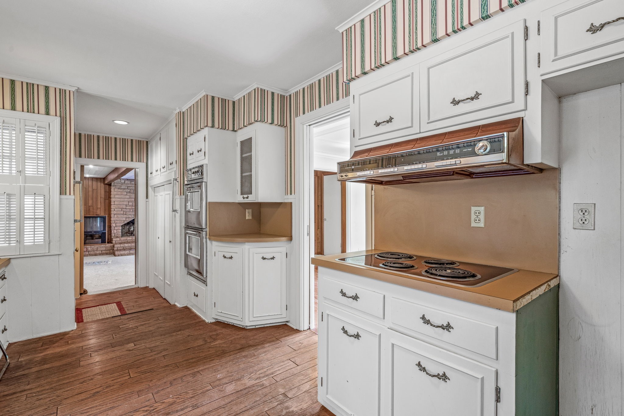 1222 Kentucky Graham TX 76450