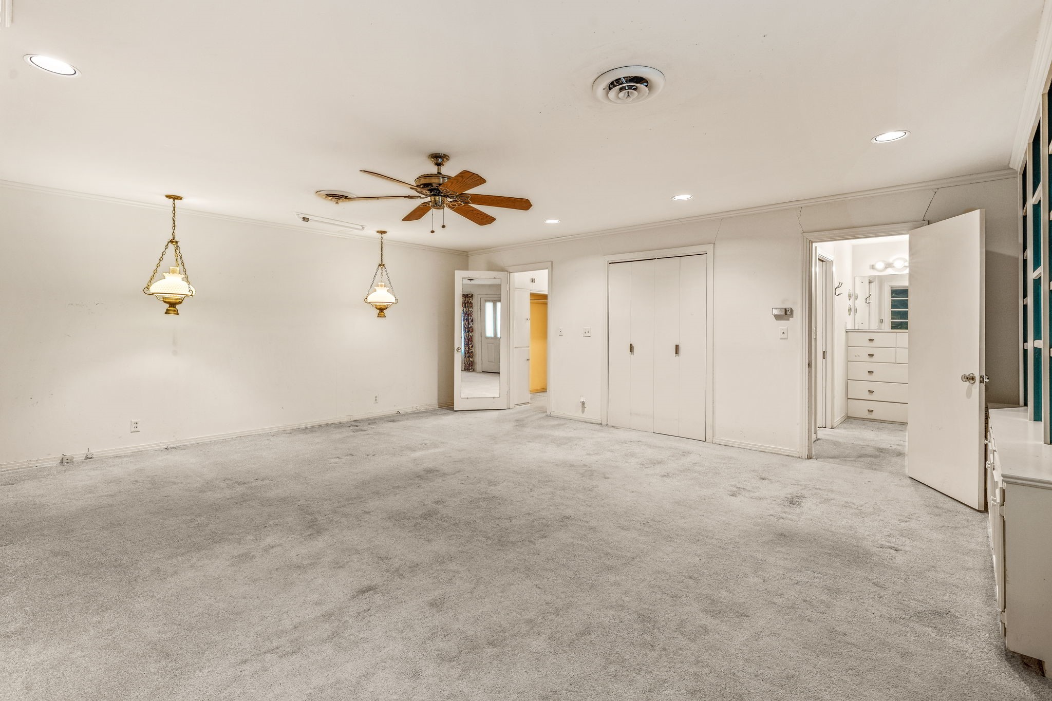 1222 Kentucky Graham TX 76450
