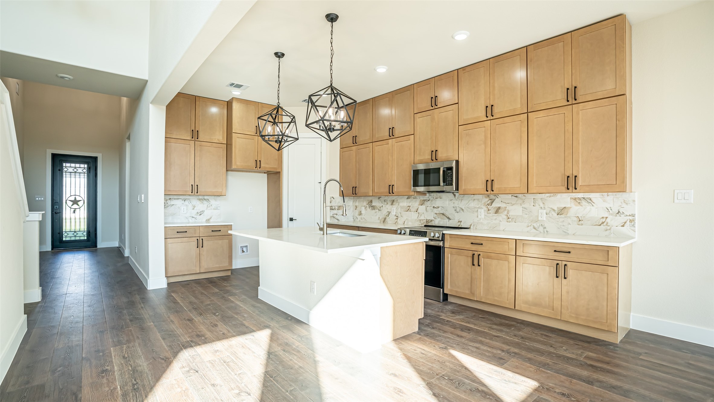 5702 Barkridge Drive Granbury TX 76048