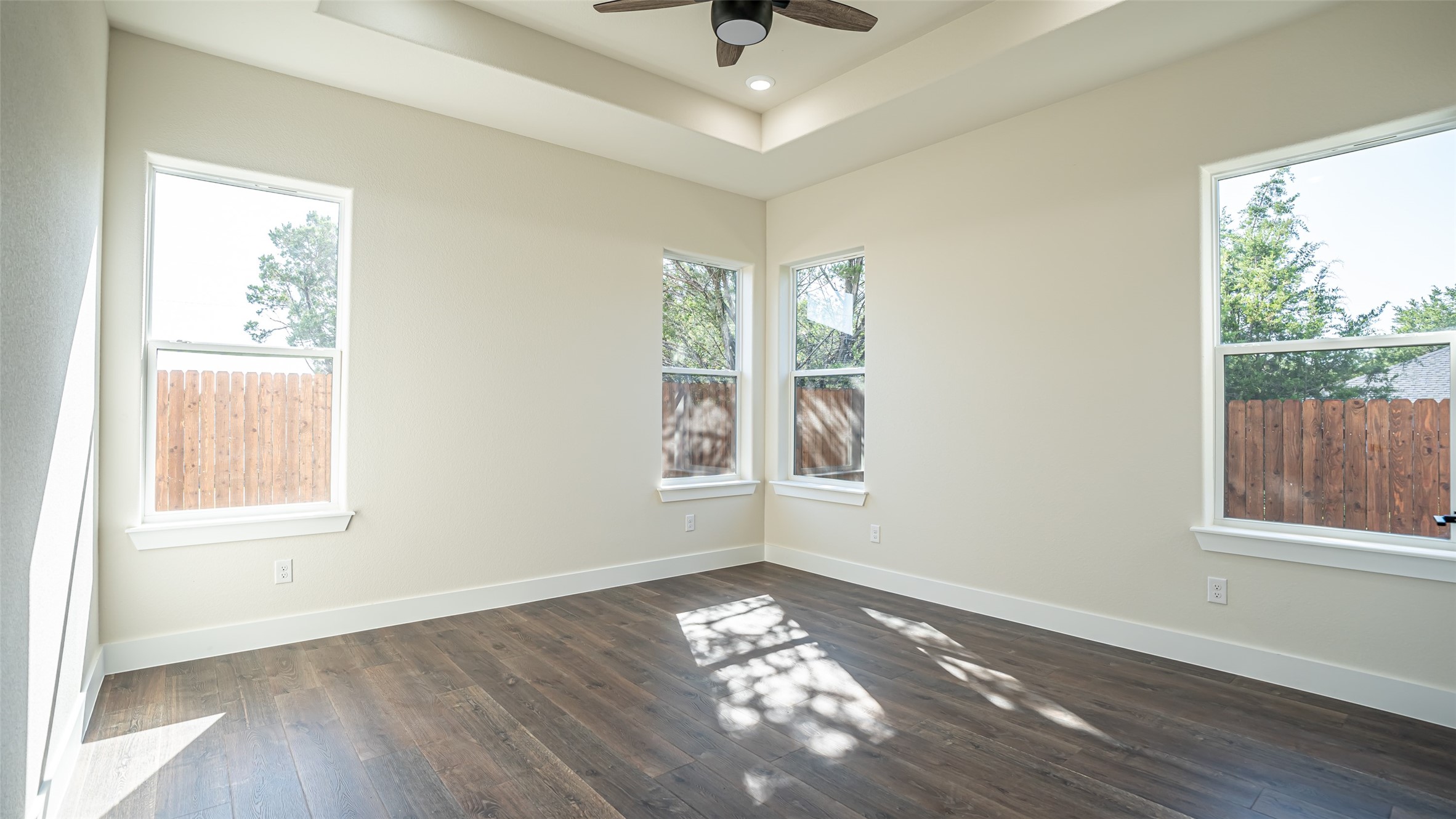 5702 Barkridge Drive Granbury TX 76048