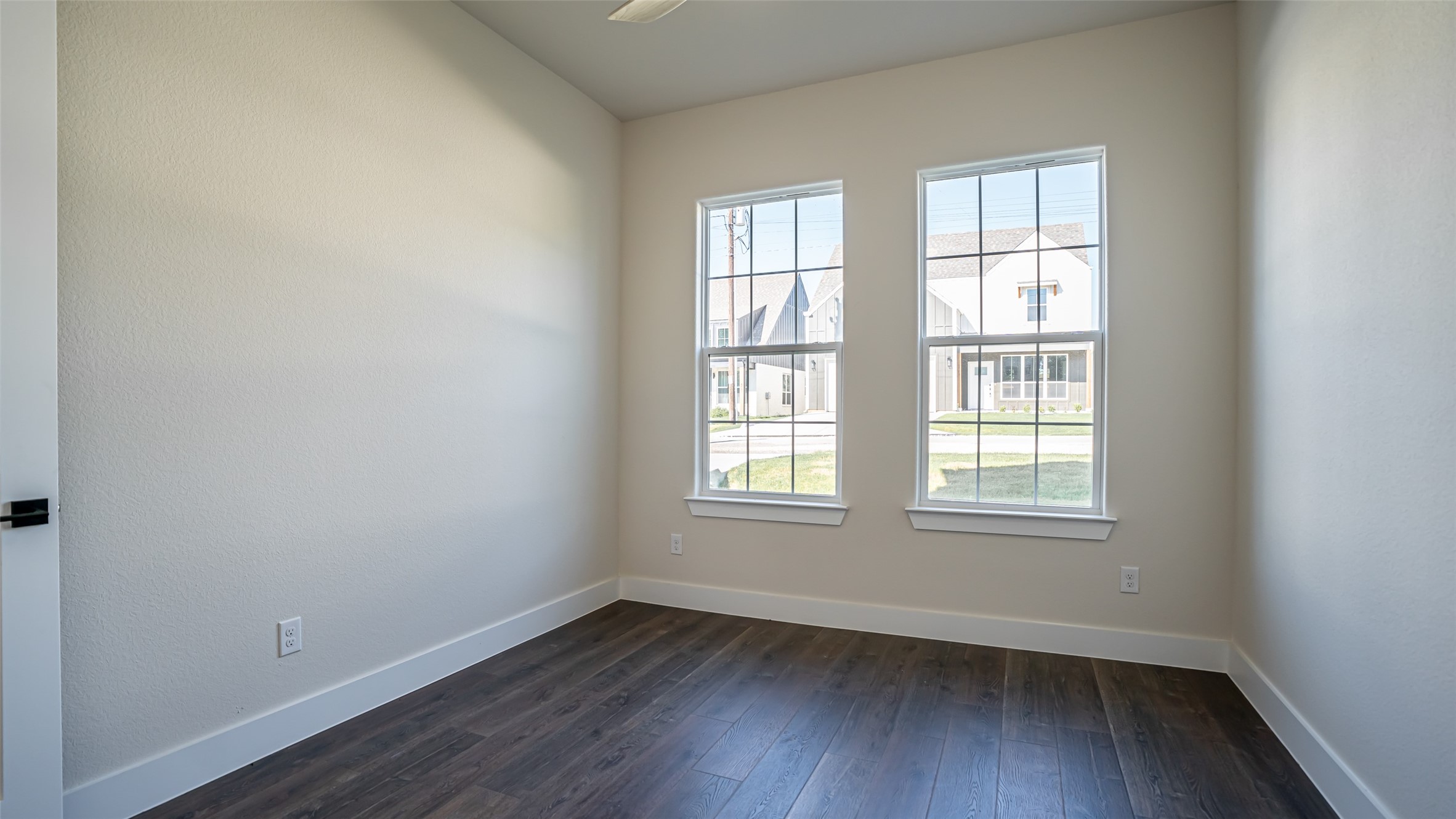 5702 Barkridge Drive Granbury TX 76048