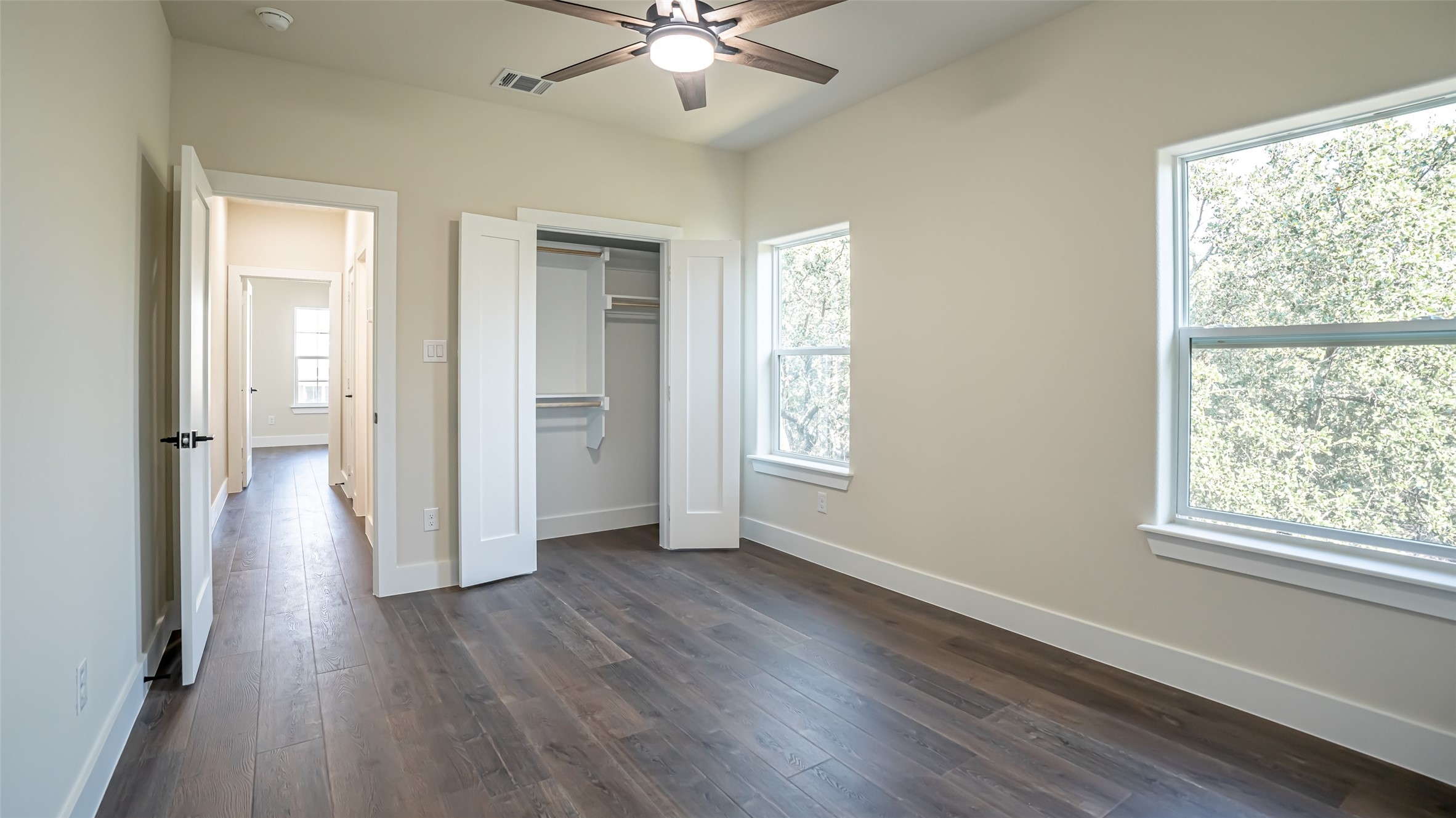 5702 Barkridge Drive Granbury TX 76048