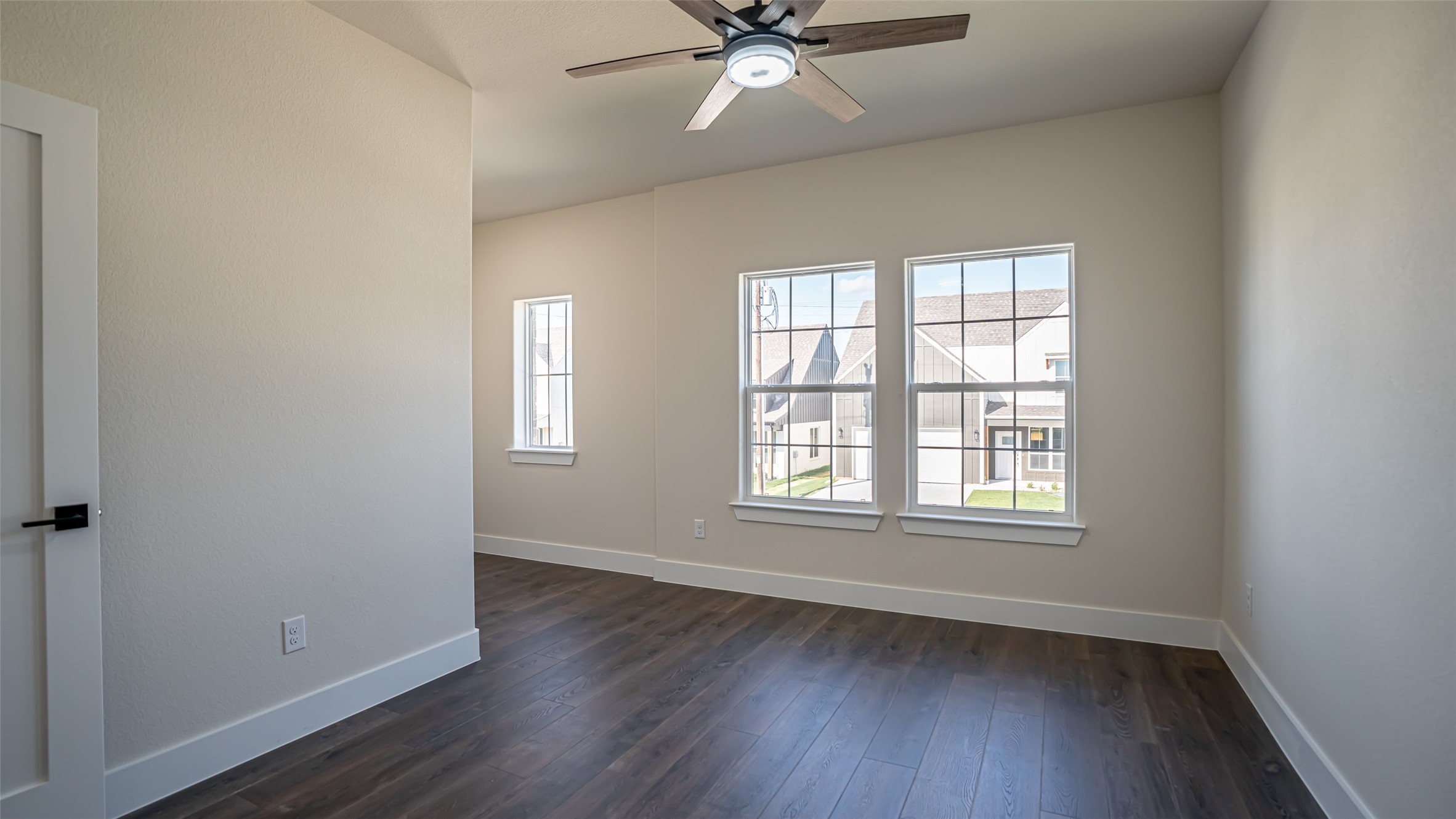 5702 Barkridge Drive Granbury TX 76048
