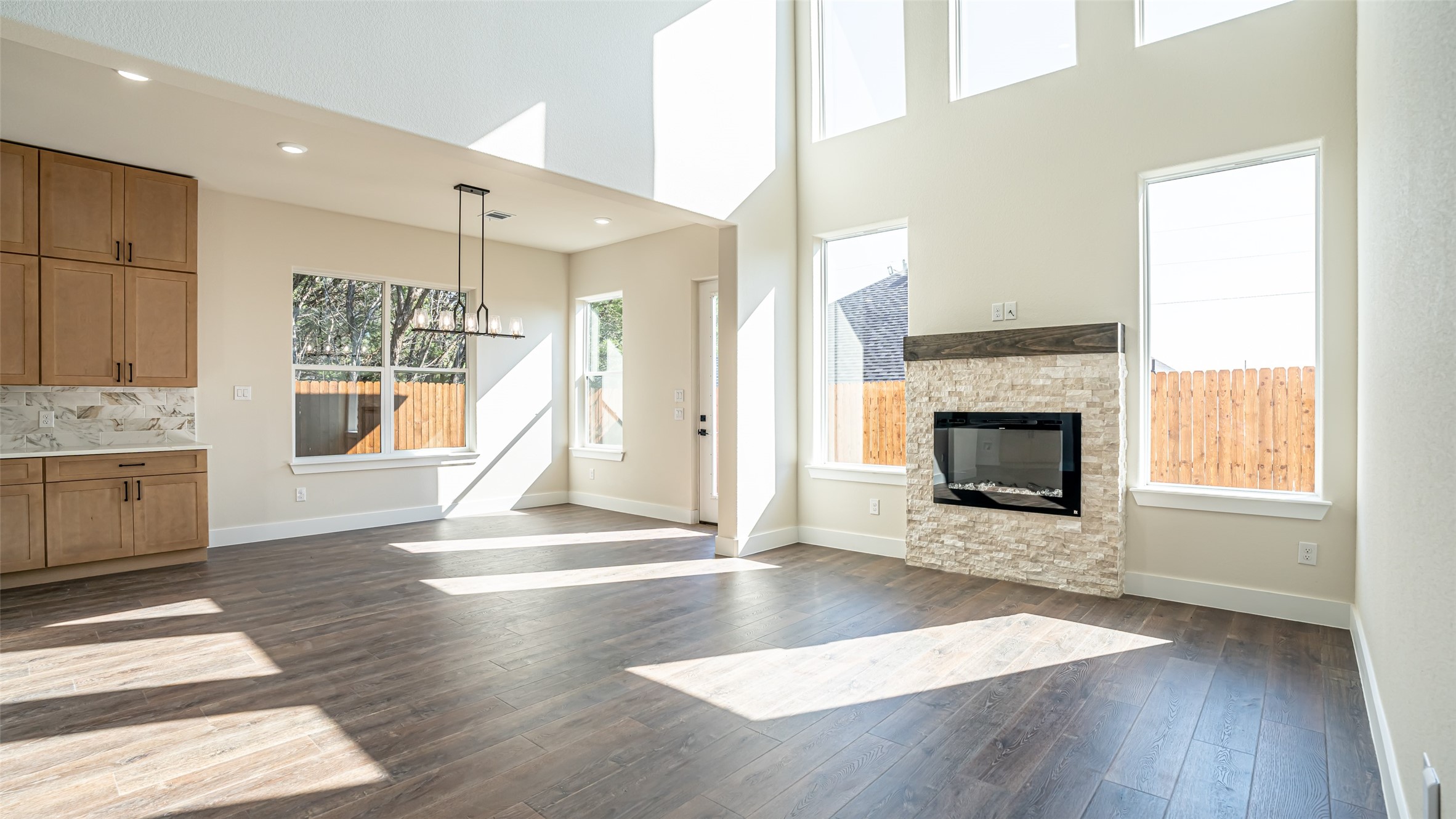 5702 Barkridge Drive Granbury TX 76048