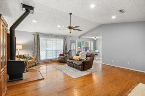 610 W First Street Hico TX 76457