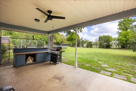 610 W First Street Hico TX 76457