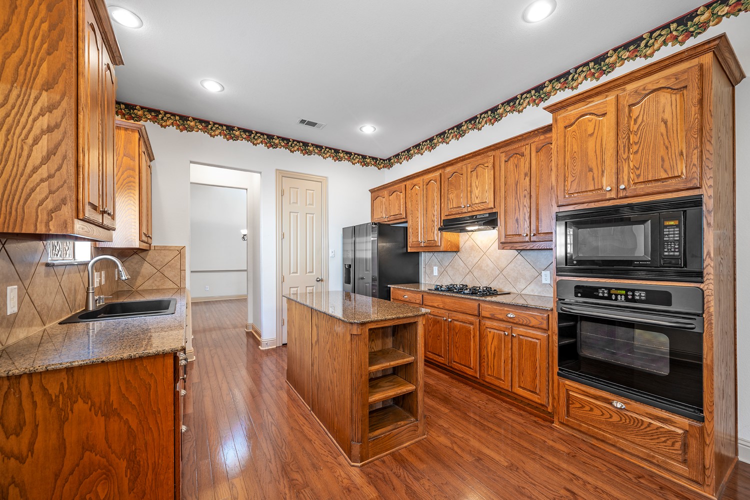 2112 Stone Creek Drive Mckinney TX 75072