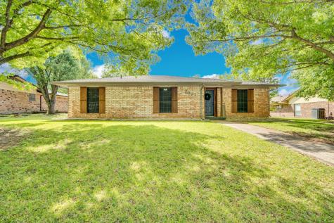3003 Linda Drive Ennis TX 75119