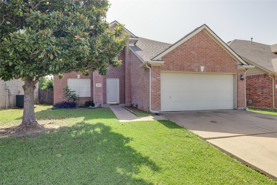 7809 Calgary Lane Arlington TX 76001