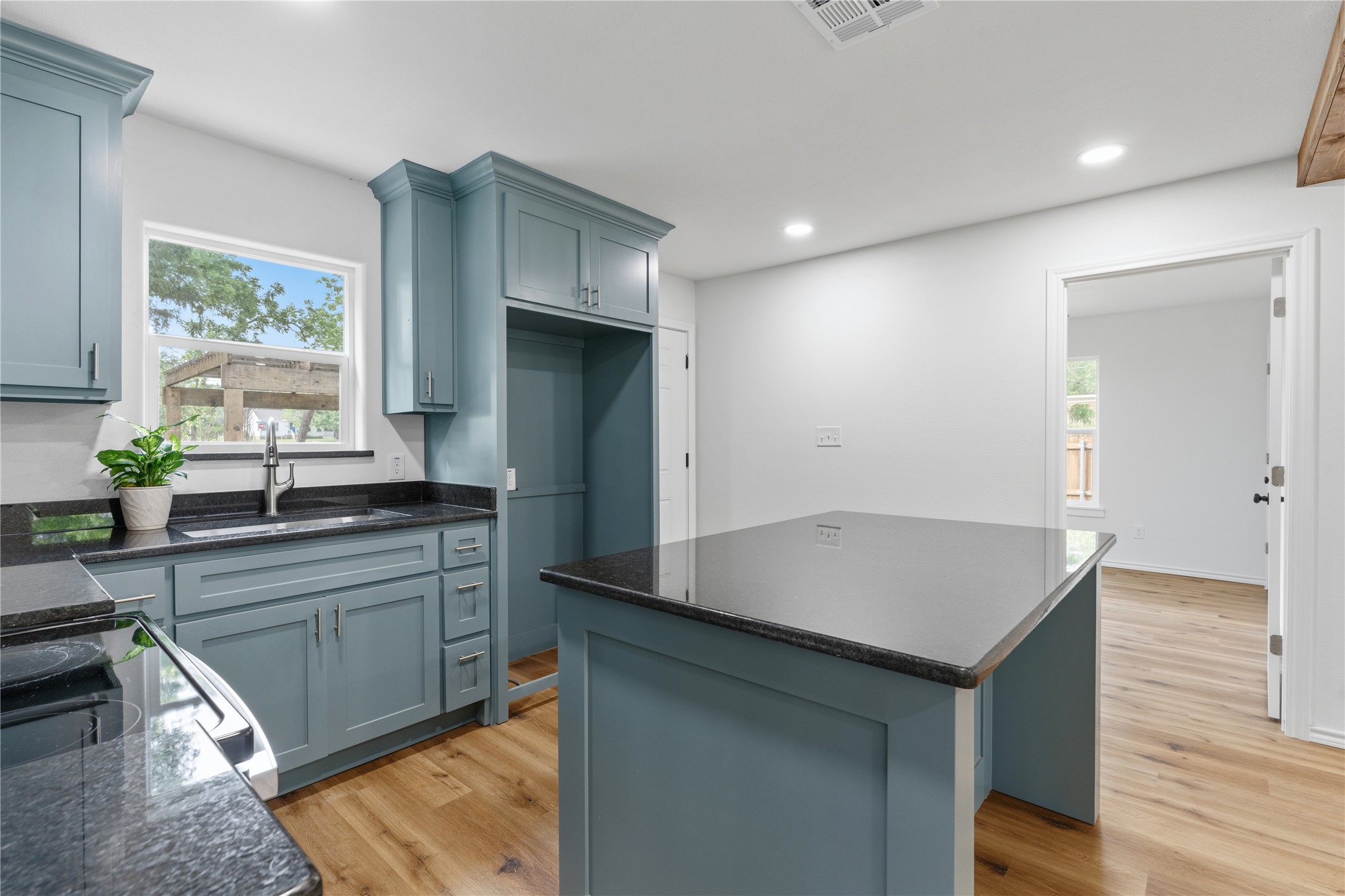 2732 Mckenzie Avenue Waco TX 76708