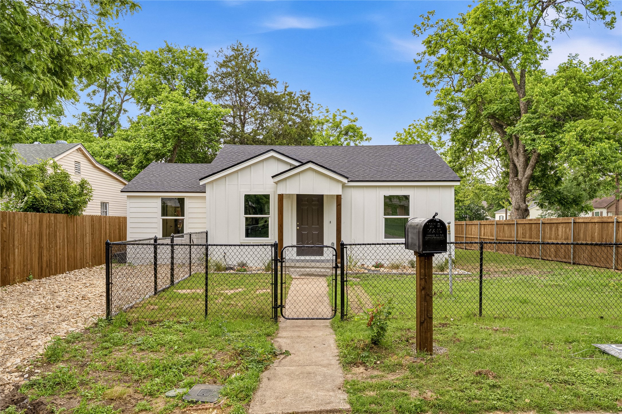 2732 Mckenzie Avenue Waco TX 76708