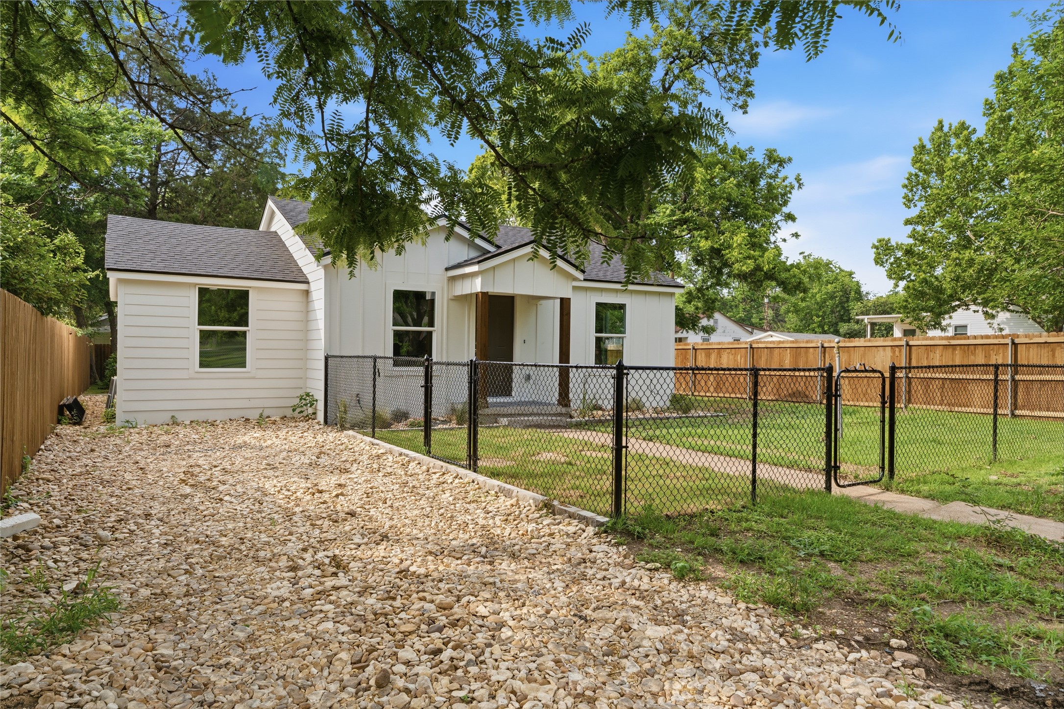 2732 Mckenzie Avenue Waco TX 76708