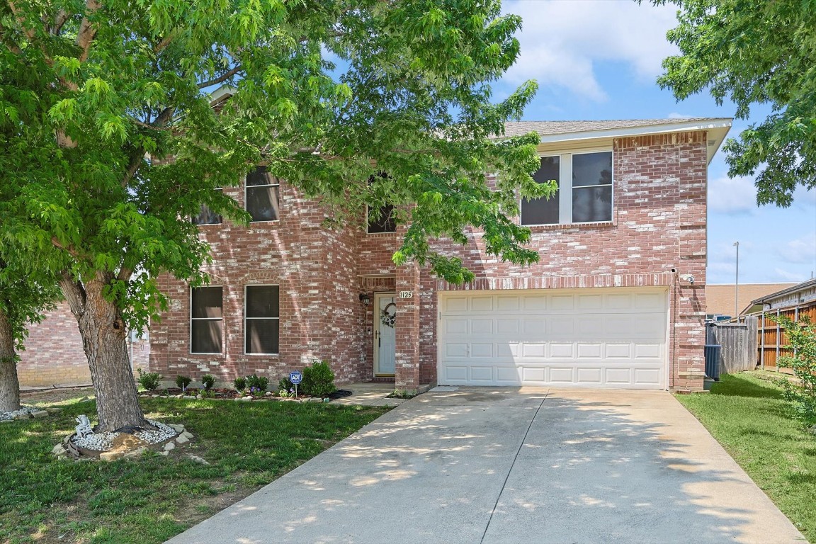 1125 Silent Star Lane Denton TX 76210
