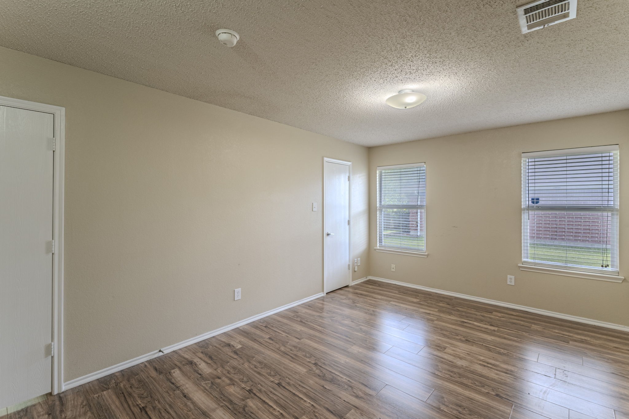 1311 Chapman Drive Lancaster TX 75134