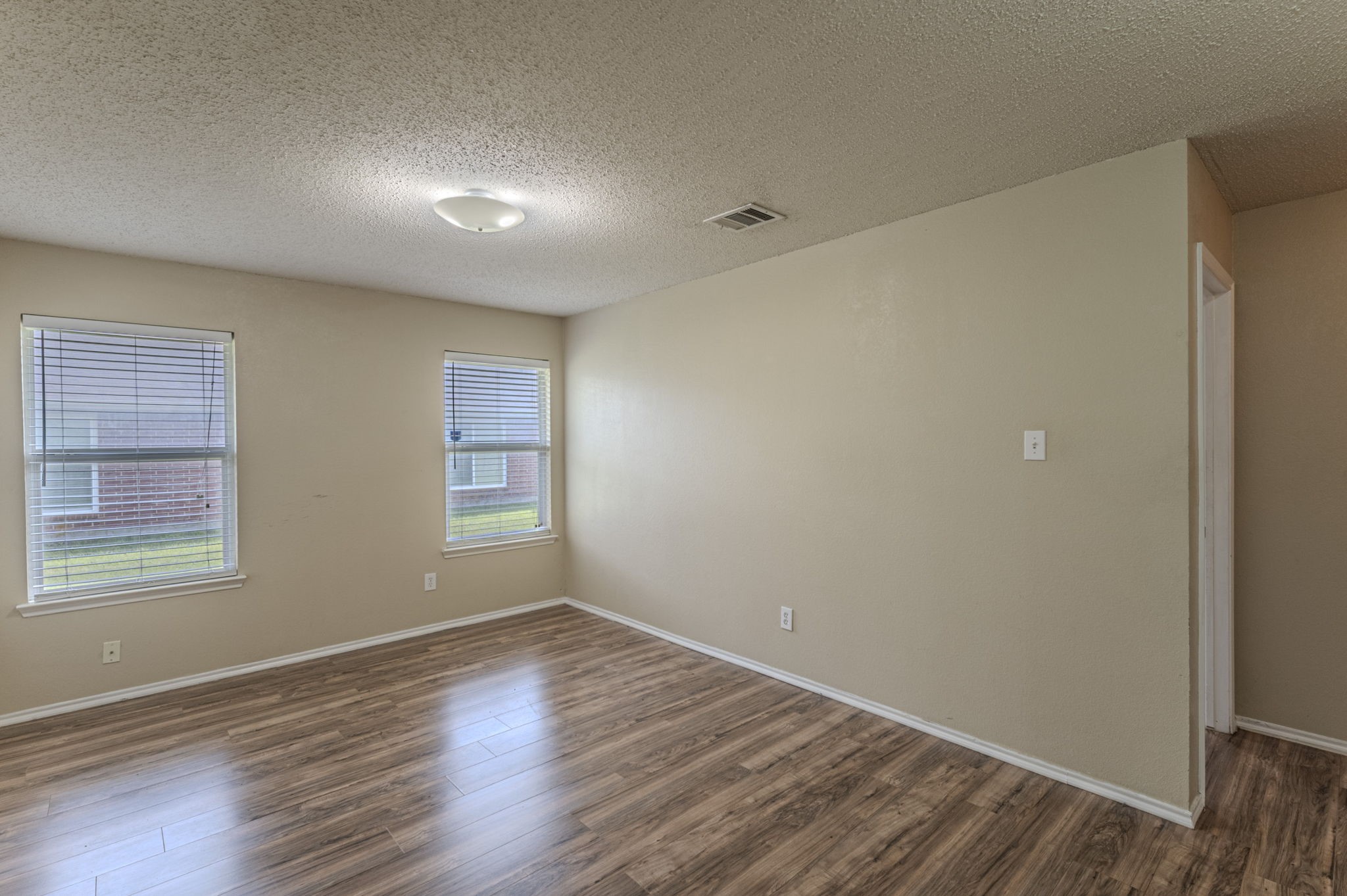 1311 Chapman Drive Lancaster TX 75134