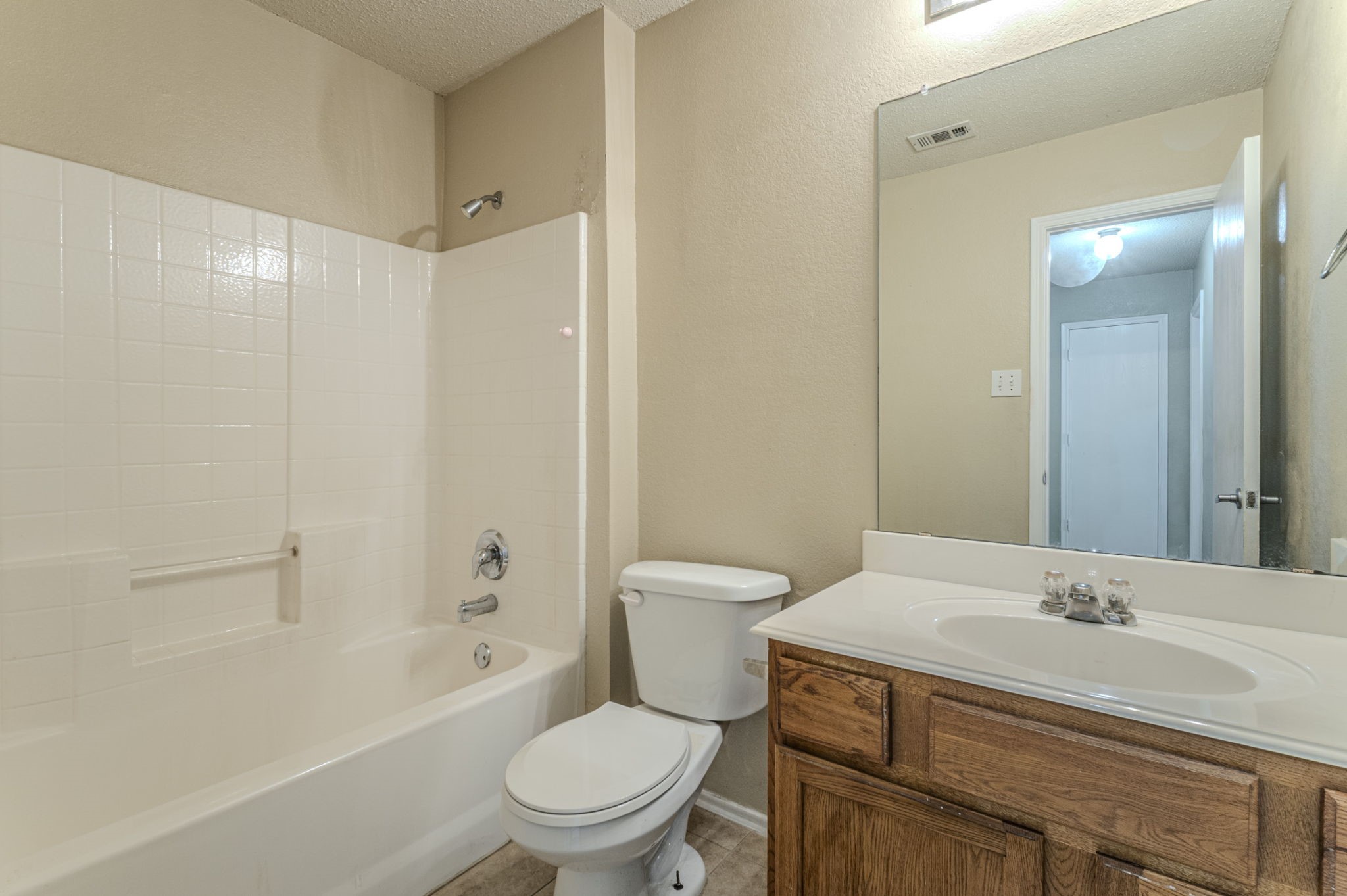 1311 Chapman Drive Lancaster TX 75134