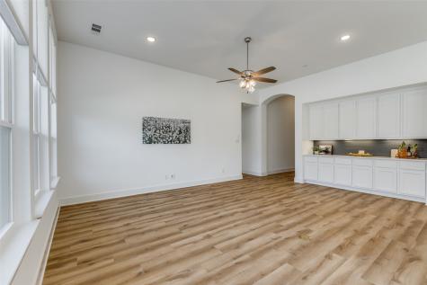 1616 Mcdougall Creek Van Alstyne TX 75495